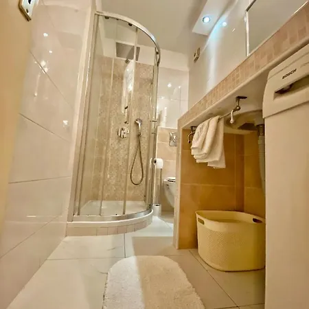 Ginna Apartment Split